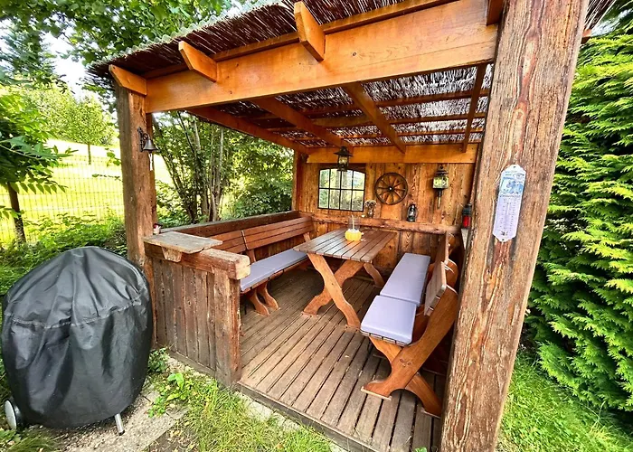 Ferienwohnung Mit Gartennutzung, Garage Und Wallbox